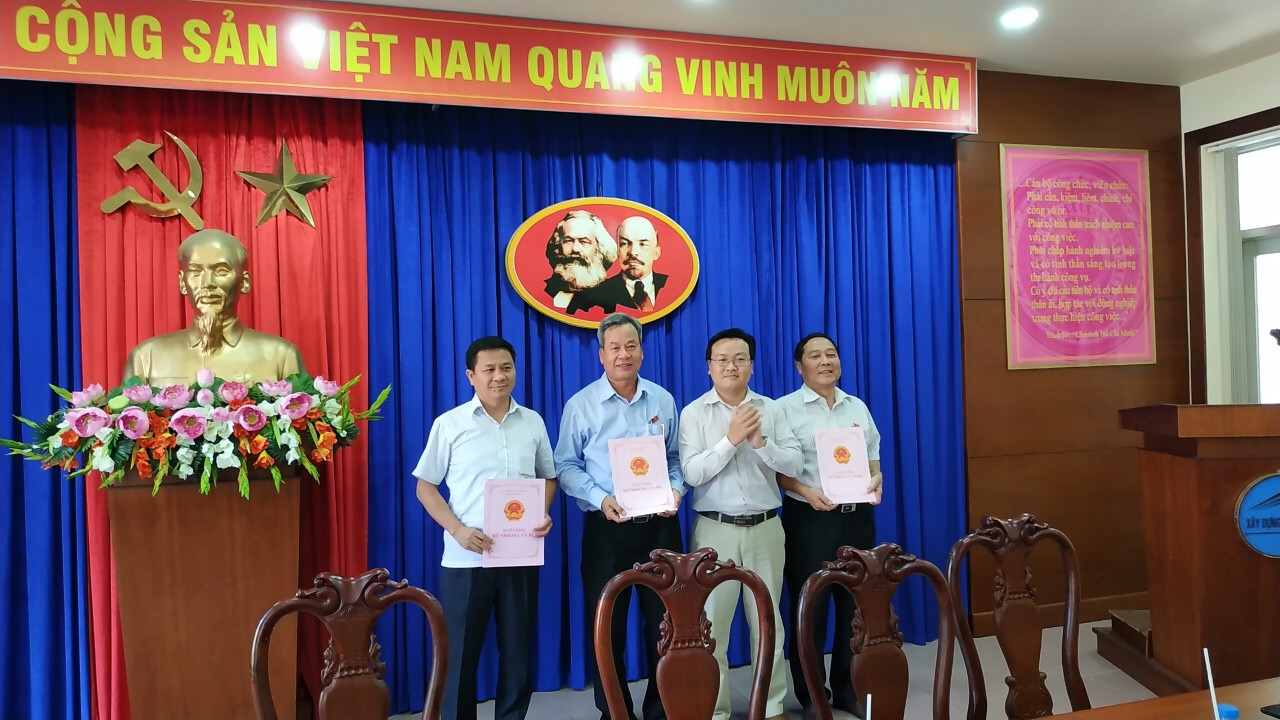 trao qdinh.png