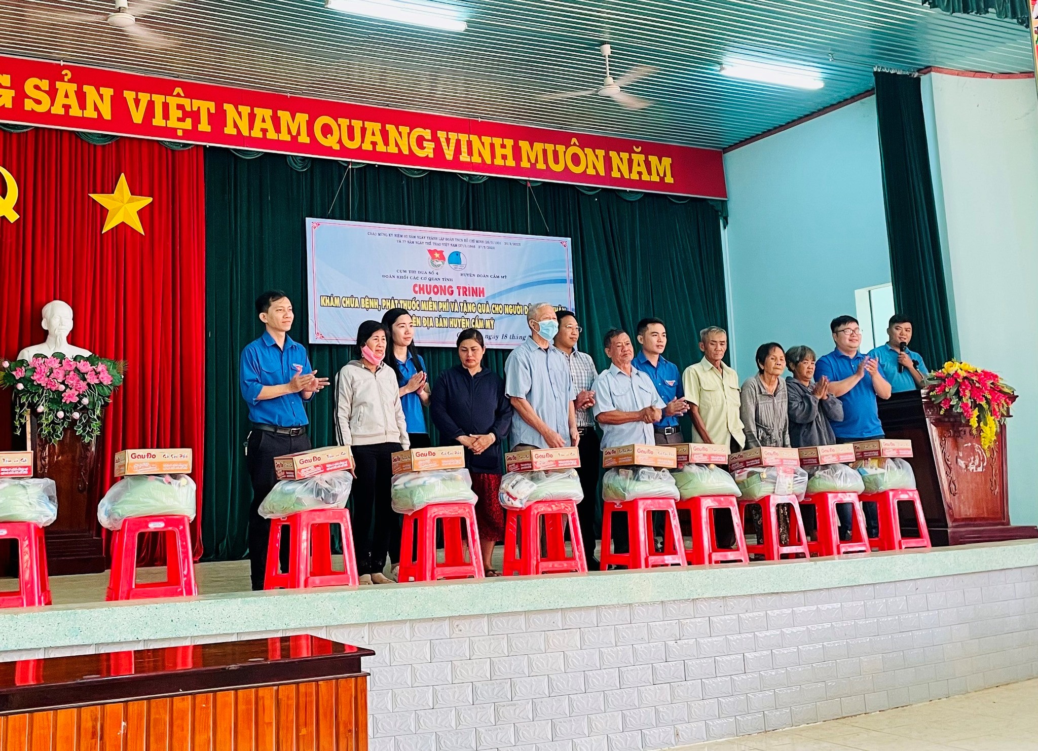 tham kham long giao 2.jpg