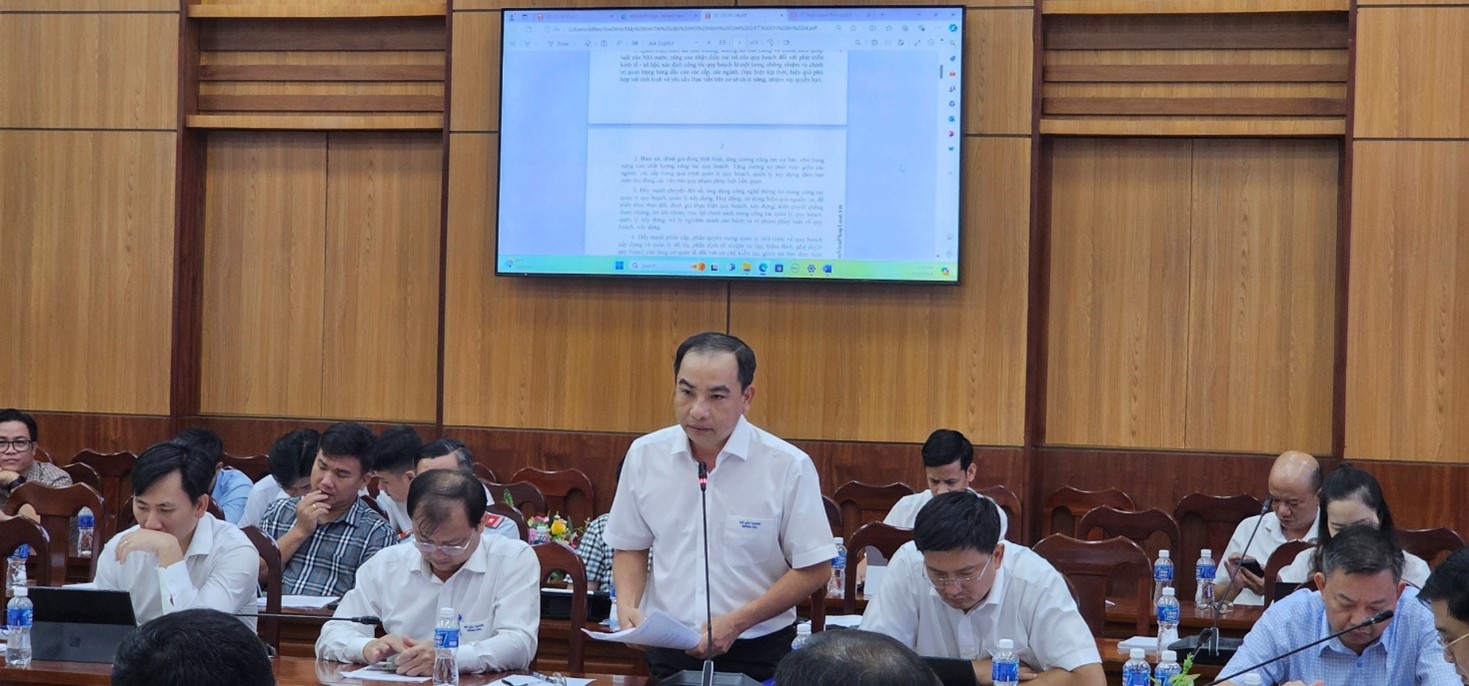 Picture2 bai 4 anh.jpg